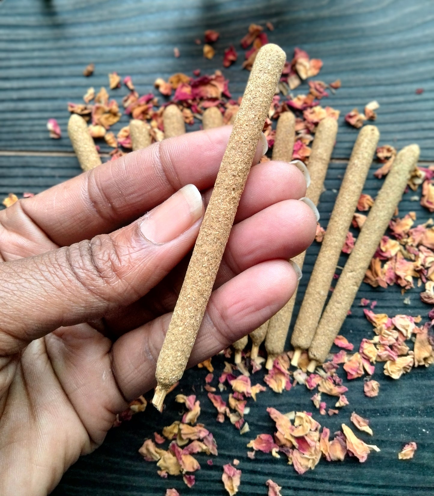 Peaceful Aura: 10 Mini Palo Santo and Rose Infused Incense Sticks